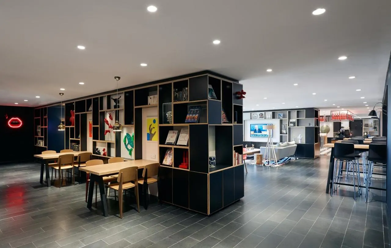 ****  Citizenm Kuala Lumpur Bukit Bintang Hotel Malaysia