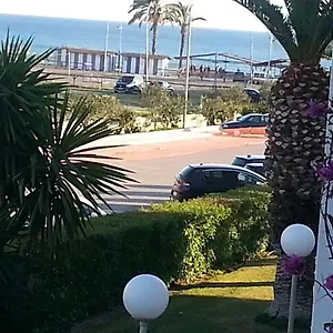 https://laguna-beach.es-andalucia.com